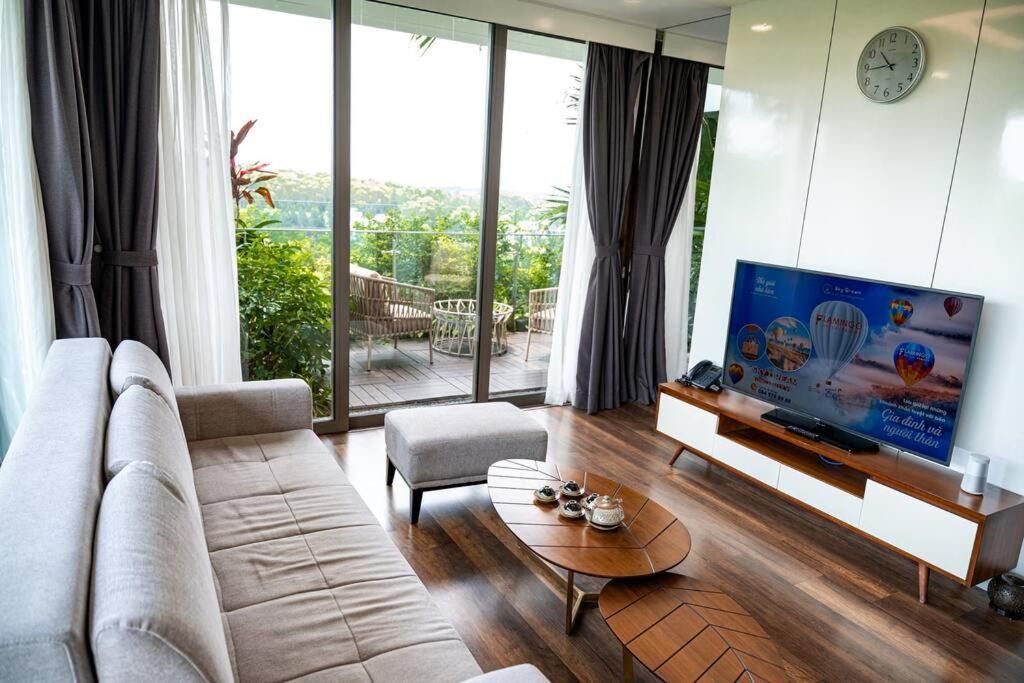 1Br - 1 Sofa Bed Luxurious 5-Stars Resort Phuc Yen Exteriér fotografie
